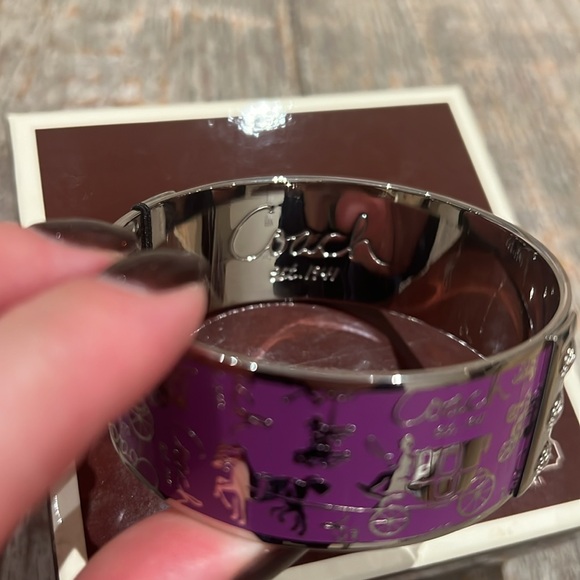 Vintage Coach Bangle - Picture 2 of 3
